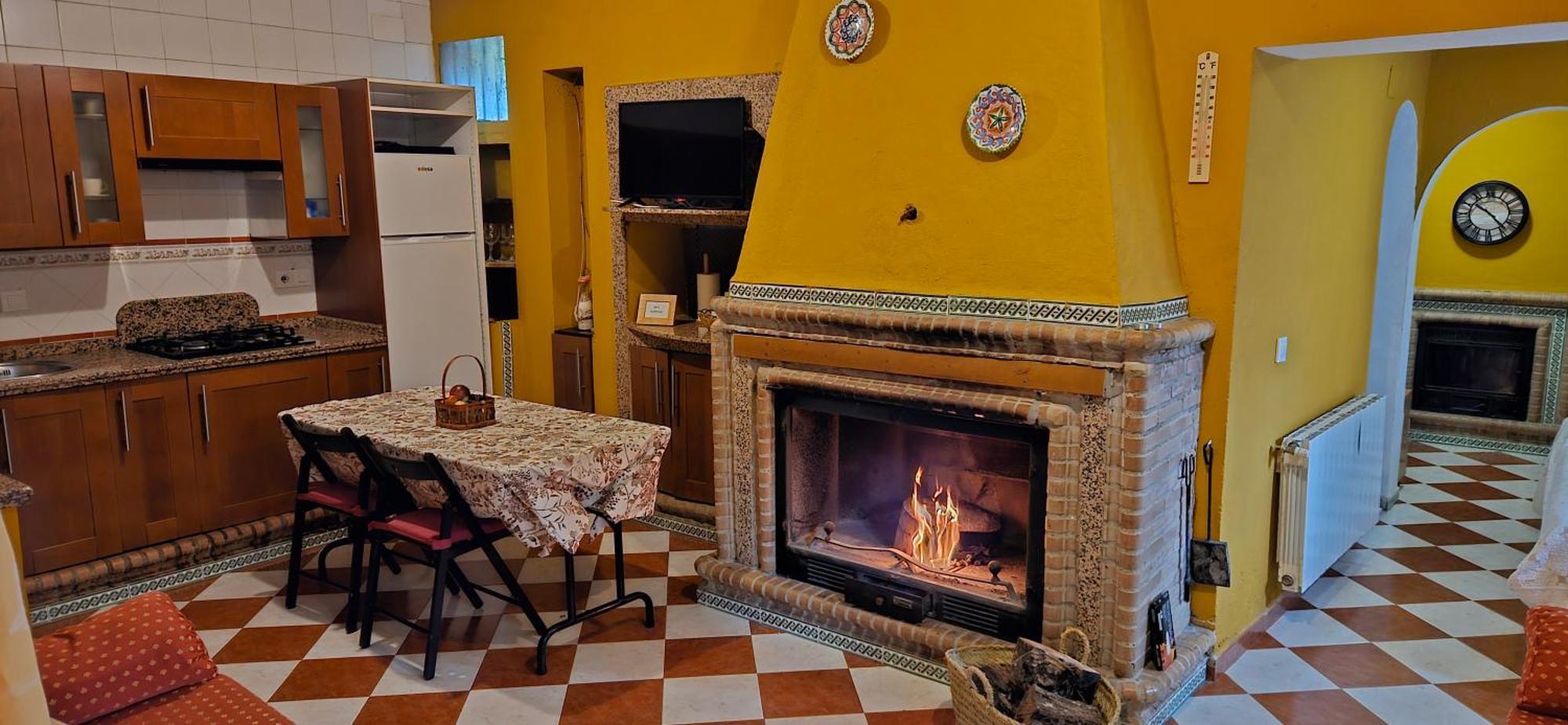 Rural Labriega Del Hueznar *